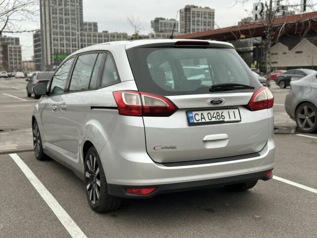 Серый Форд С-Макс, объемом двигателя 2 л и пробегом 317 тыс. км за 8800 $, фото 2 на Automoto.ua