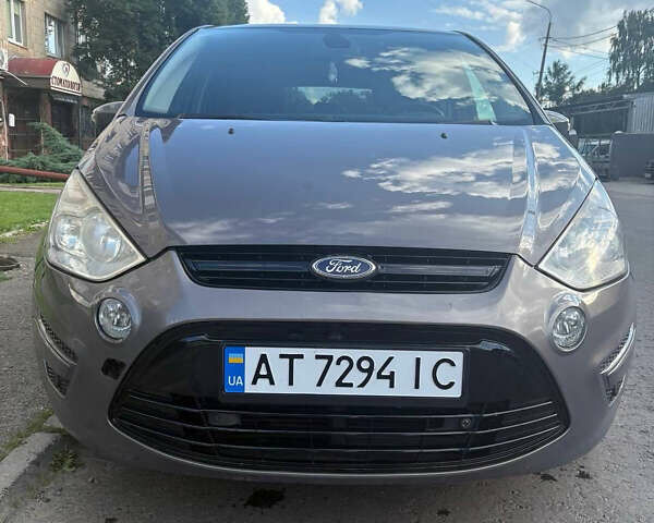 Сірий Форд С-Макс, об'ємом двигуна 2 л та пробігом 215 тис. км за 10200 $, фото 4 на Automoto.ua