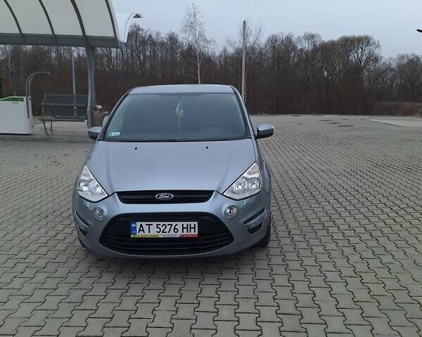 Серый Форд С-Макс, объемом двигателя 2 л и пробегом 221 тыс. км за 9500 $, фото 8 на Automoto.ua