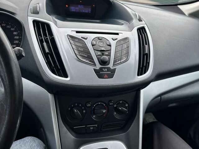 Серый Форд С-Макс, объемом двигателя 2 л и пробегом 317 тыс. км за 8800 $, фото 6 на Automoto.ua