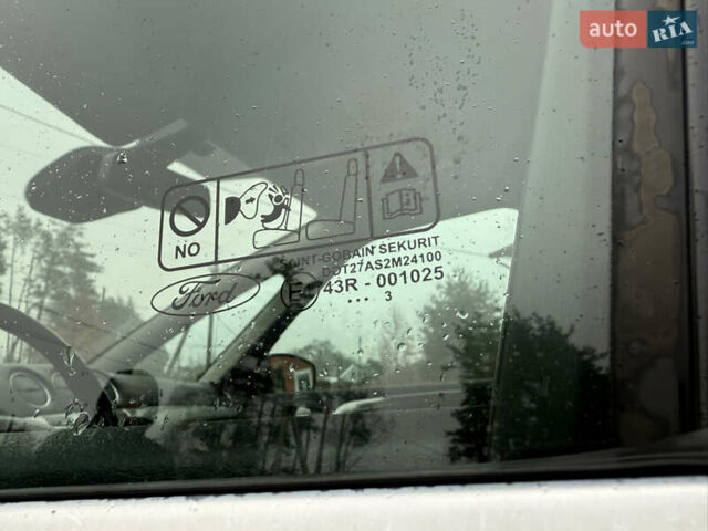 Серый Форд С-Макс, объемом двигателя 2 л и пробегом 254 тыс. км за 8899 $, фото 22 на Automoto.ua