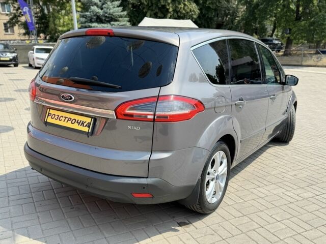 Сірий Форд С-Макс, об'ємом двигуна 2 л та пробігом 225 тис. км за 9500 $, фото 5 на Automoto.ua