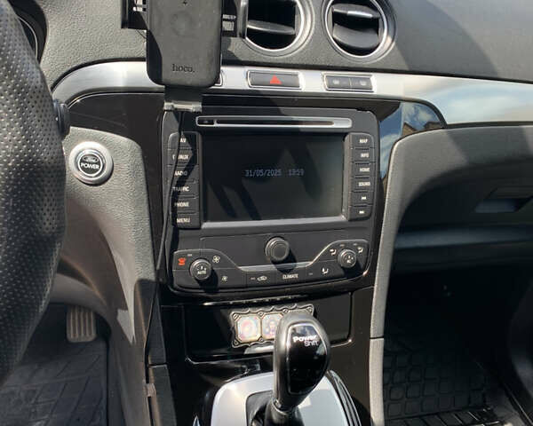 Сірий Форд С-Макс, об'ємом двигуна 2 л та пробігом 228 тис. км за 9600 $, фото 6 на Automoto.ua