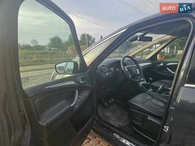 Серый Форд С-Макс, объемом двигателя 1.6 л и пробегом 190 тыс. км за 10700 $, фото 17 на Automoto.ua