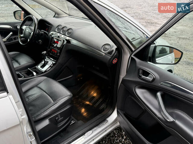 Серый Форд С-Макс, объемом двигателя 2 л и пробегом 254 тыс. км за 8899 $, фото 27 на Automoto.ua