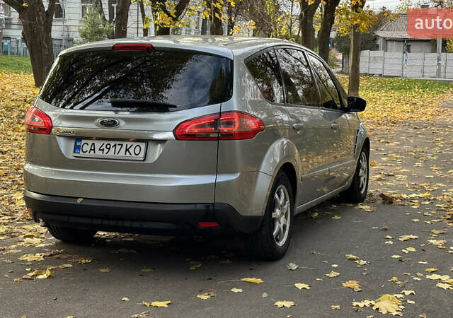Форд С-Макс 2013 в Киеве на Automoto.ua Серый Форд С-Макс, объемом двигателя 2 л и пробегом 178 тыс. км за 9250 $, фото 5 на Automoto.ua