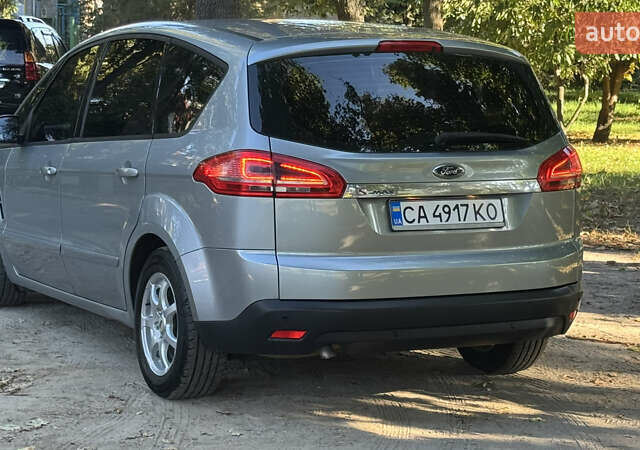 Сірий Форд С-Макс, об'ємом двигуна 2 л та пробігом 213 тис. км за 7300 $, фото 24 на Automoto.ua