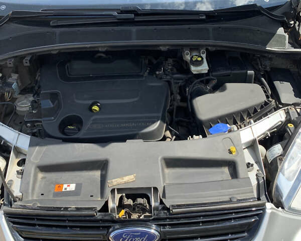 Сірий Форд С-Макс, об'ємом двигуна 2 л та пробігом 228 тис. км за 9600 $, фото 8 на Automoto.ua