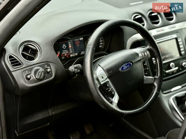Серый Форд С-Макс, объемом двигателя 2 л и пробегом 330 тыс. км за 11450 $, фото 27 на Automoto.ua