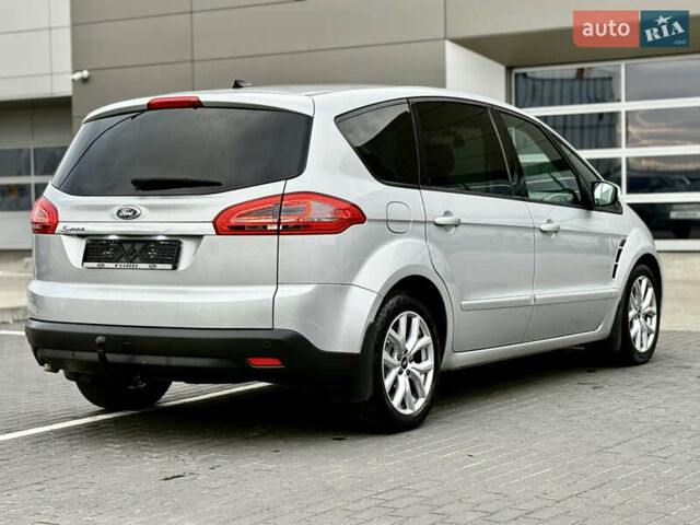 Серый Форд С-Макс, объемом двигателя 2 л и пробегом 330 тыс. км за 11450 $, фото 9 на Automoto.ua