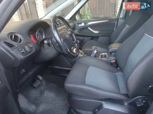 Сірий Форд С-Макс, об'ємом двигуна 1.6 л та пробігом 260 тис. км за 10500 $, фото 4 на Automoto.ua