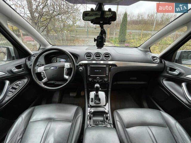Серый Форд С-Макс, объемом двигателя 2 л и пробегом 219 тыс. км за 12500 $, фото 8 на Automoto.ua