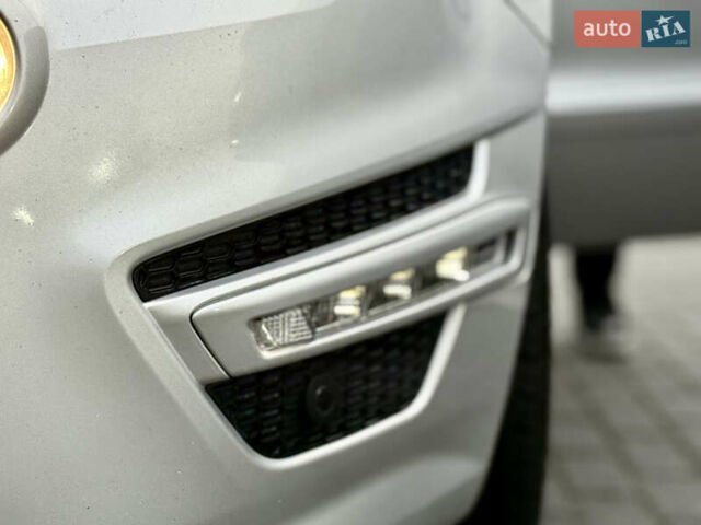 Серый Форд С-Макс, объемом двигателя 2 л и пробегом 330 тыс. км за 11450 $, фото 6 на Automoto.ua