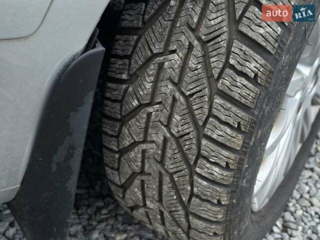 Серый Форд С-Макс, объемом двигателя 2 л и пробегом 163 тыс. км за 8999 $, фото 48 на Automoto.ua