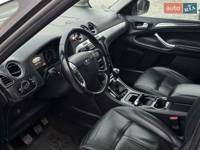 Серый Форд С-Макс, объемом двигателя 2 л и пробегом 163 тыс. км за 8999 $, фото 49 на Automoto.ua