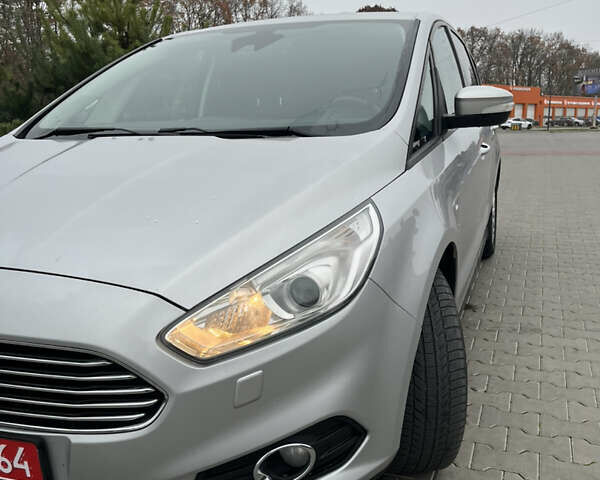 Серый Форд С-Макс, объемом двигателя 2 л и пробегом 199 тыс. км за 12500 $, фото 15 на Automoto.ua