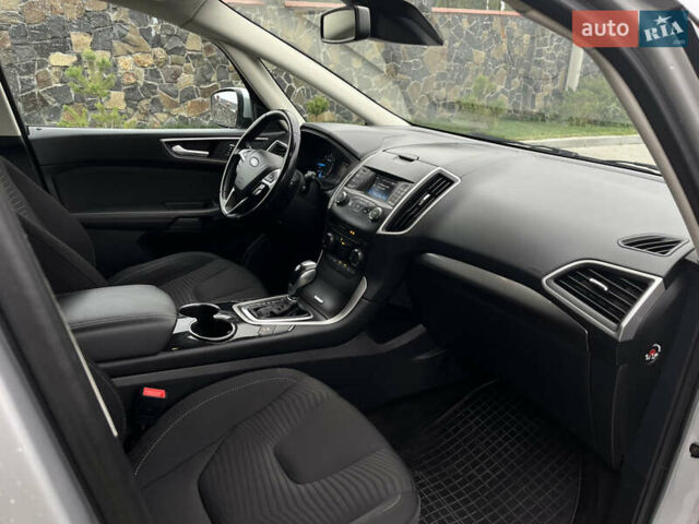 Серый Форд С-Макс, объемом двигателя 2 л и пробегом 199 тыс. км за 12500 $, фото 10 на Automoto.ua