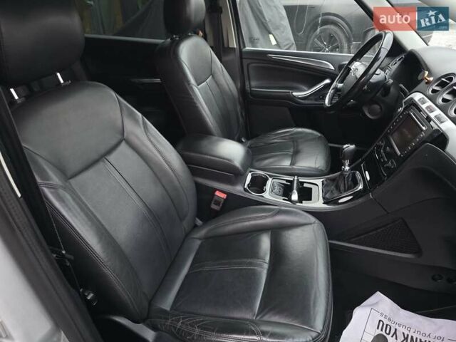 Серый Форд С-Макс, объемом двигателя 2 л и пробегом 163 тыс. км за 8999 $, фото 33 на Automoto.ua