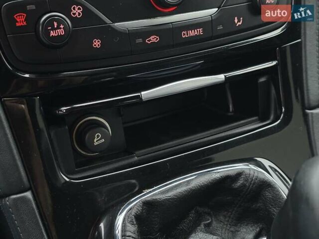 Серый Форд С-Макс, объемом двигателя 2 л и пробегом 163 тыс. км за 8999 $, фото 24 на Automoto.ua