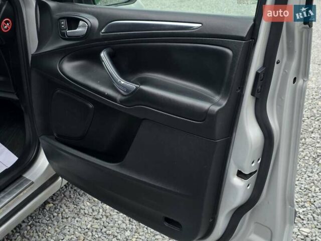 Серый Форд С-Макс, объемом двигателя 2 л и пробегом 163 тыс. км за 8999 $, фото 28 на Automoto.ua