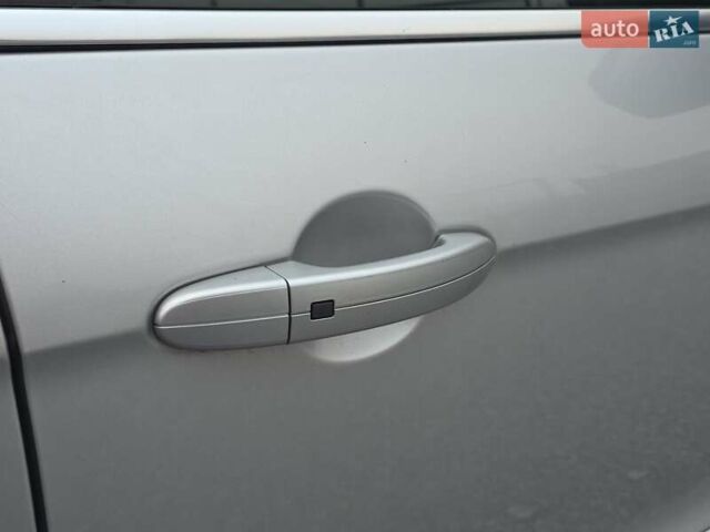 Серый Форд С-Макс, объемом двигателя 2 л и пробегом 163 тыс. км за 8999 $, фото 30 на Automoto.ua