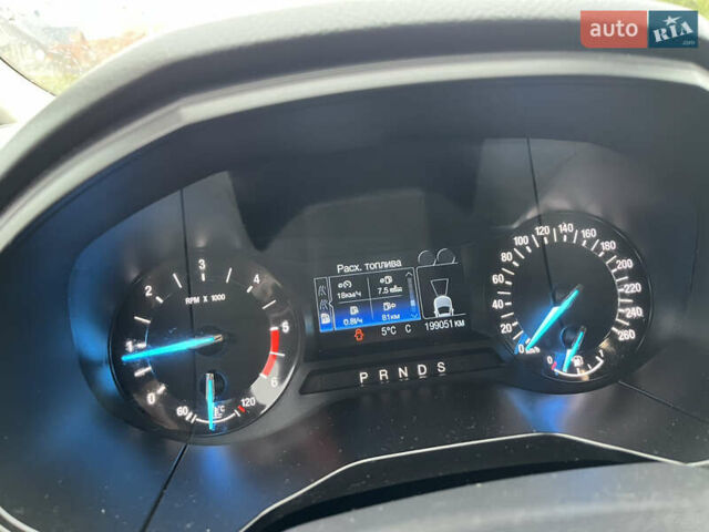 Серый Форд С-Макс, объемом двигателя 2 л и пробегом 199 тыс. км за 12500 $, фото 4 на Automoto.ua