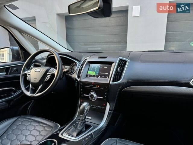 Серый Форд С-Макс, объемом двигателя 2 л и пробегом 214 тыс. км за 15700 $, фото 60 на Automoto.ua