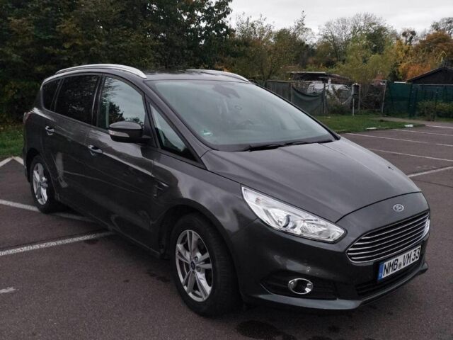 Серый Форд С-Макс, объемом двигателя 1.5 л и пробегом 97 тыс. км за 14900 $, фото 2 на Automoto.ua