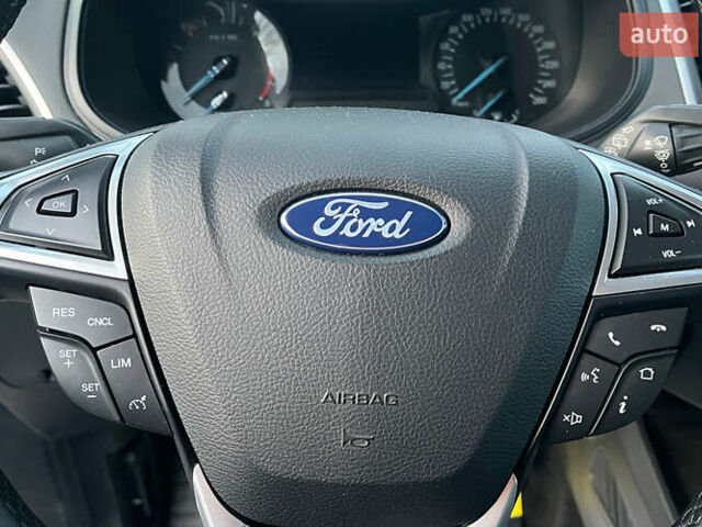 Серый Форд С-Макс, объемом двигателя 2 л и пробегом 158 тыс. км за 15000 $, фото 11 на Automoto.ua