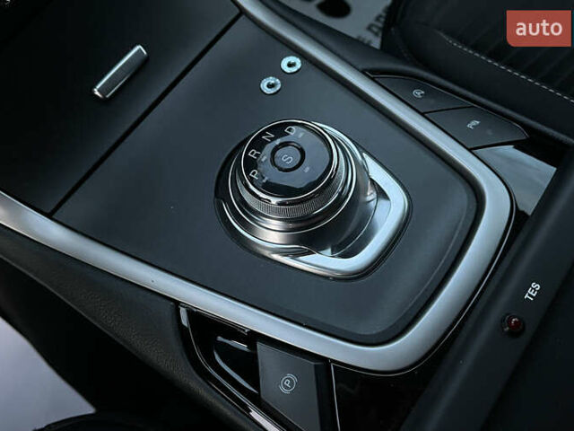 Серый Форд С-Макс, объемом двигателя 2 л и пробегом 158 тыс. км за 15000 $, фото 13 на Automoto.ua