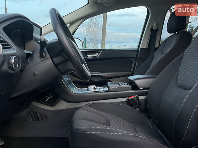 Серый Форд С-Макс, объемом двигателя 2 л и пробегом 158 тыс. км за 15000 $, фото 8 на Automoto.ua