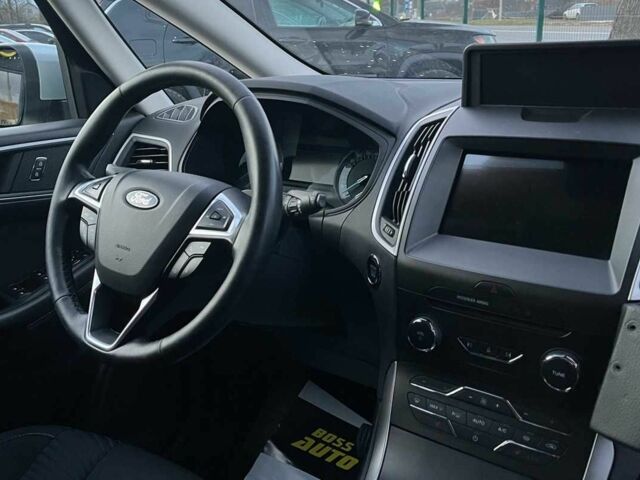 Серый Форд С-Макс, объемом двигателя 2 л и пробегом 158 тыс. км за 15000 $, фото 17 на Automoto.ua