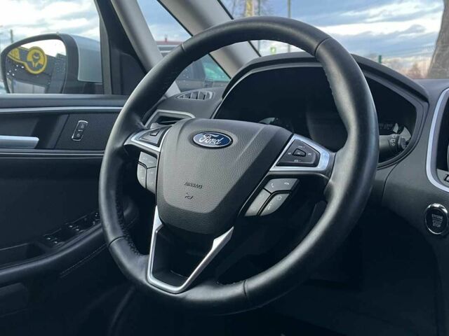 Серый Форд С-Макс, объемом двигателя 2 л и пробегом 158 тыс. км за 15000 $, фото 16 на Automoto.ua