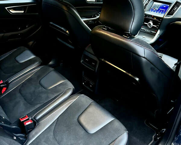 Серый Форд С-Макс, объемом двигателя 2 л и пробегом 77 тыс. км за 25000 $, фото 25 на Automoto.ua