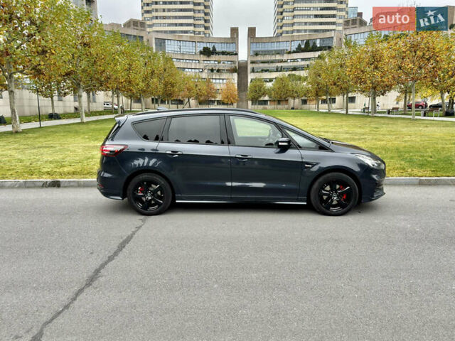 Серый Форд С-Макс, объемом двигателя 2 л и пробегом 77 тыс. км за 25000 $, фото 11 на Automoto.ua