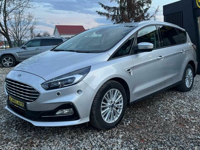 Серый Форд С-Макс, объемом двигателя 2 л и пробегом 158 тыс. км за 15000 $, фото 2 на Automoto.ua