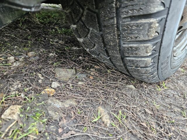 Серый Форд С-Макс, объемом двигателя 1.8 л и пробегом 346 тыс. км за 2400 $, фото 22 на Automoto.ua