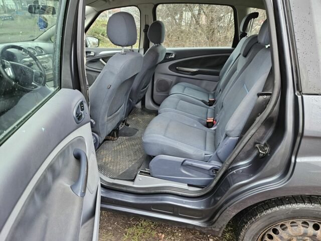 Серый Форд С-Макс, объемом двигателя 1.8 л и пробегом 346 тыс. км за 2400 $, фото 14 на Automoto.ua