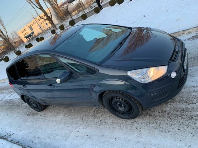 Серый Форд С-Макс, объемом двигателя 2 л и пробегом 262 тыс. км за 7900 $, фото 19 на Automoto.ua