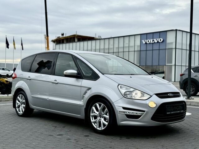 Серый Форд С-Макс, объемом двигателя 2 л и пробегом 330 тыс. км за 9500 $, фото 3 на Automoto.ua