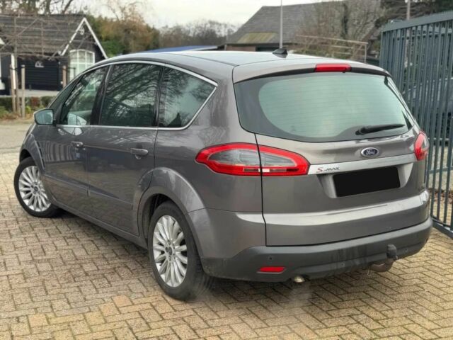 Серый Форд С-Макс, объемом двигателя 1.6 л и пробегом 83 тыс. км за 7600 $, фото 3 на Automoto.ua