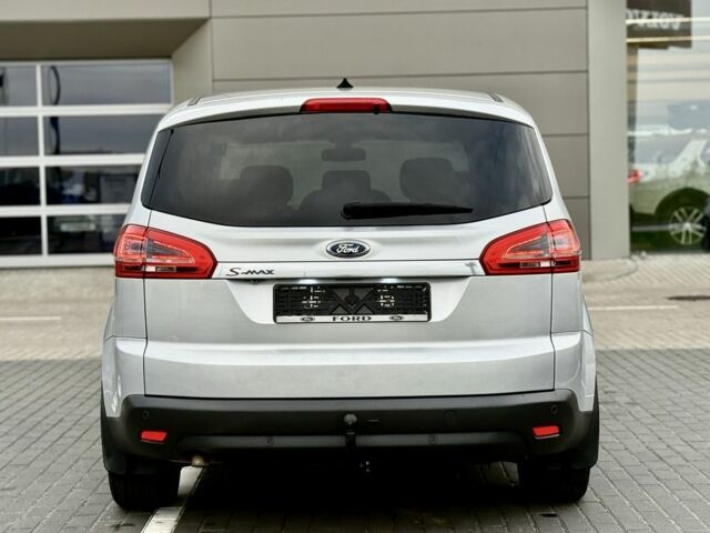 Серый Форд С-Макс, объемом двигателя 2 л и пробегом 330 тыс. км за 9500 $, фото 5 на Automoto.ua