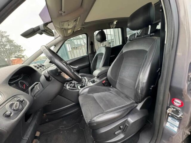 Серый Форд С-Макс, объемом двигателя 1.6 л и пробегом 83 тыс. км за 7600 $, фото 8 на Automoto.ua