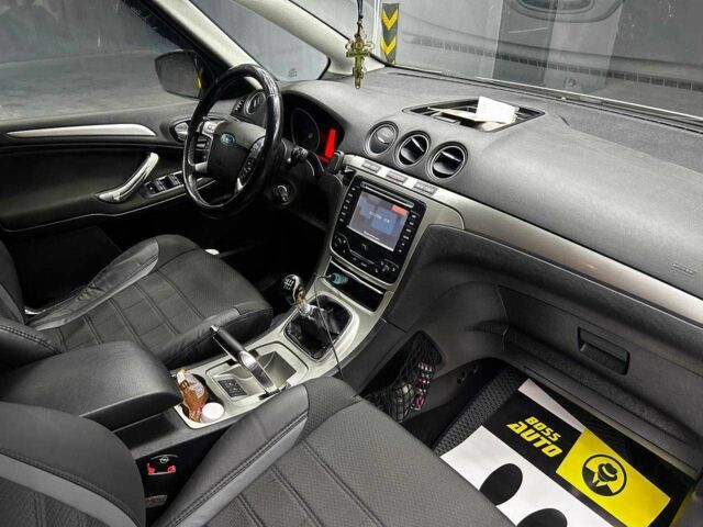 Сірий Форд С-Макс, об'ємом двигуна 1.6 л та пробігом 250 тис. км за 8200 $, фото 8 на Automoto.ua