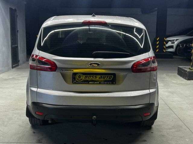 Сірий Форд С-Макс, об'ємом двигуна 1.6 л та пробігом 250 тис. км за 8200 $, фото 4 на Automoto.ua