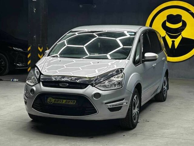 Сірий Форд С-Макс, об'ємом двигуна 1.6 л та пробігом 250 тис. км за 8200 $, фото 2 на Automoto.ua