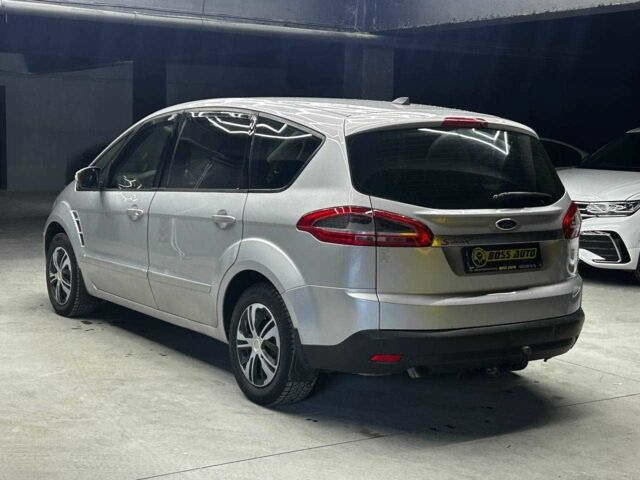 Сірий Форд С-Макс, об'ємом двигуна 1.6 л та пробігом 250 тис. км за 8200 $, фото 5 на Automoto.ua