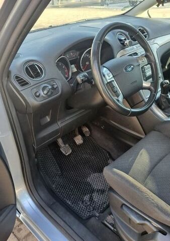 Синий Форд С-Макс, объемом двигателя 2 л и пробегом 271 тыс. км за 5750 $, фото 19 на Automoto.ua