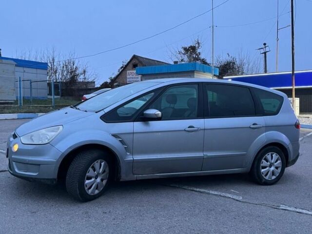 Синий Форд С-Макс, объемом двигателя 1.8 л и пробегом 300 тыс. км за 2900 $, фото 3 на Automoto.ua