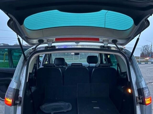 Синий Форд С-Макс, объемом двигателя 1.8 л и пробегом 300 тыс. км за 2900 $, фото 8 на Automoto.ua